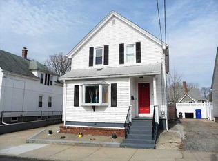 65 8th St, East Providence, RI 02914