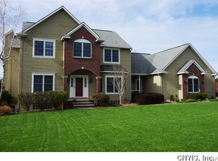 7204 Mintwood Ln, Fayetteville, NY 13066