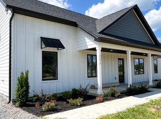 235 Woods Rd, Portland, TN 37148