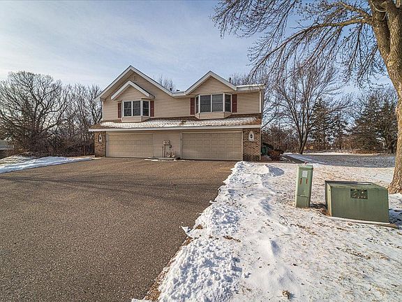 2nd image of 352 Upper Wood Way #0