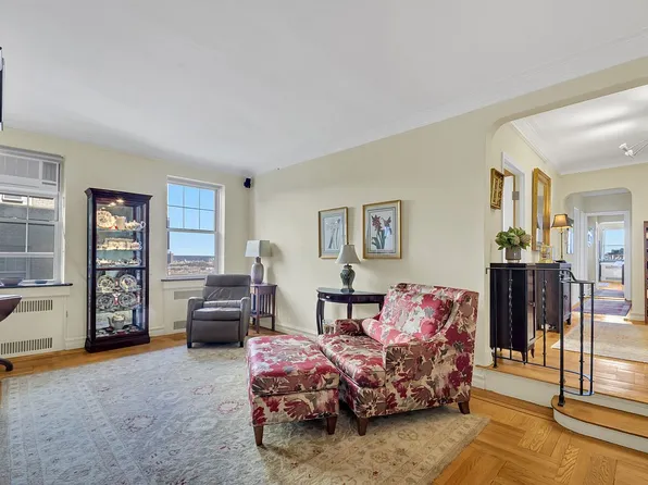 720 Fort Washington Ave APT 5X, New York, NY 10040