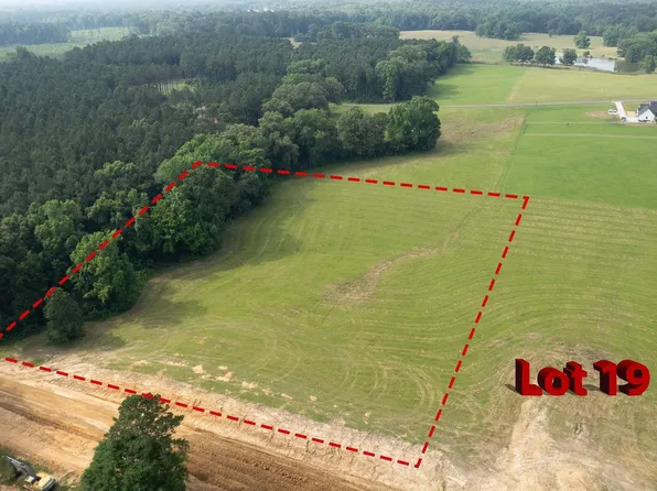 19 Rosemary Rd, Saint Francisville, LA 70775