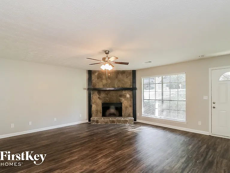 4665 Jamerson Forest Pkwy — Photo 4