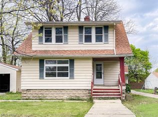 18401 McCracken Rd, Maple Heights, OH 44137
