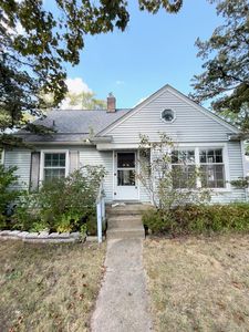 1560 Cambridge Rd, Berkley, MI, 48072