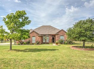 246 Saddlebrook Ct, Rhome, TX 76078