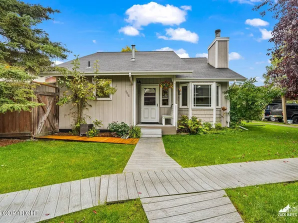 9756 Newhaven Loop, Anchorage, AK 99507