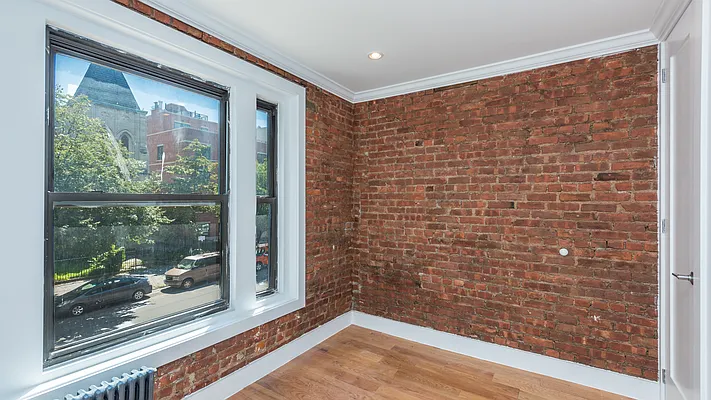 Rented by Nooklyn NYC LLC | media 30