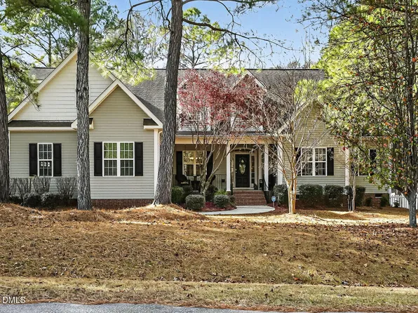 32 Bridgeport Cir, Clayton, NC 27527