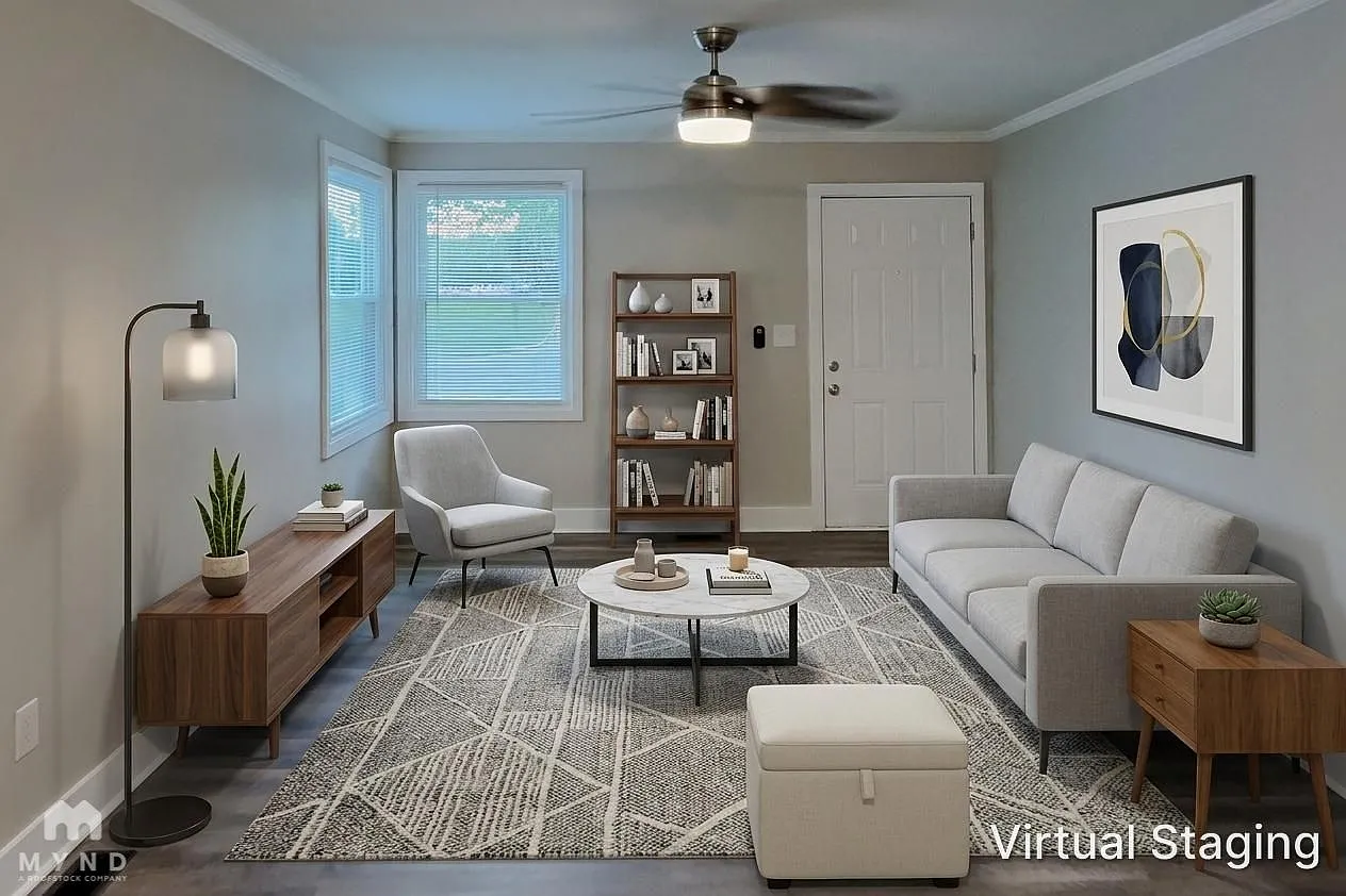 3 bed, 1.0 bath, 965 sqft, $1,415 — Photo 2
