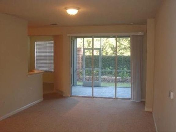 5th image of 2088 Kings Palace Dr