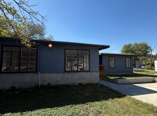 277 N Washington Ave, New Braunfels, TX 78130