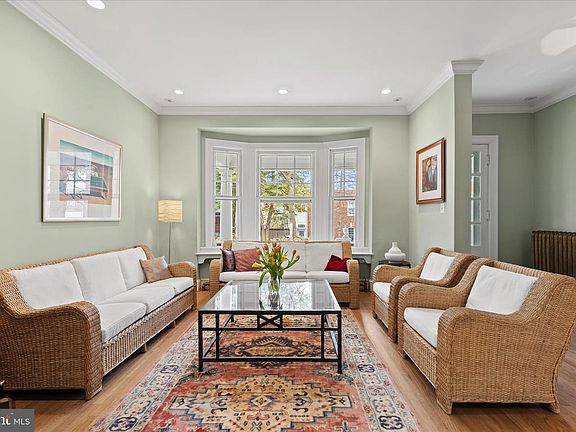 5th image of 2816 27th St NW