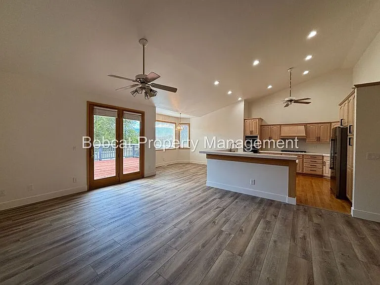 1300 Bridle Way — Photo 6