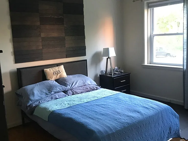 2605 Park Avenue — Photo 24