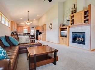 2745 110th Ln NW, Coon Rapids, MN 55433