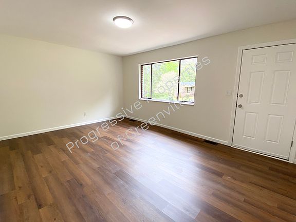 2nd image of 49 Maxie Ave