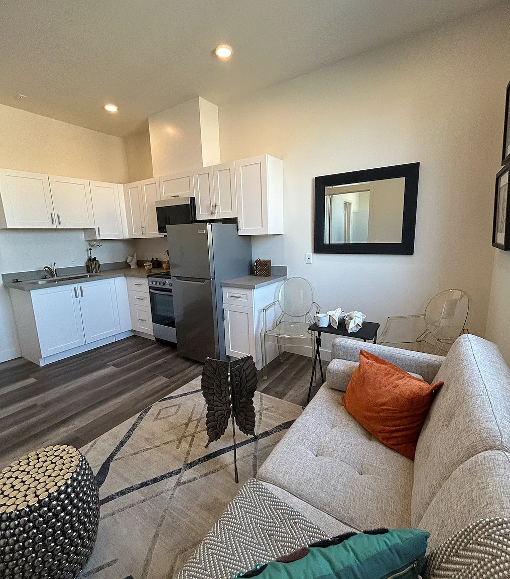 1 bed, $2,280 — Photo 2
