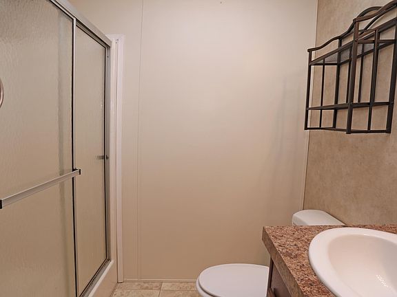 3rd image of 100 Treesdale Dr #769gefdb9