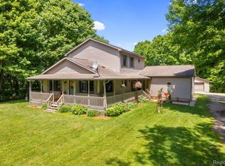 8404 Black River Rd, Jeddo, MI 48032