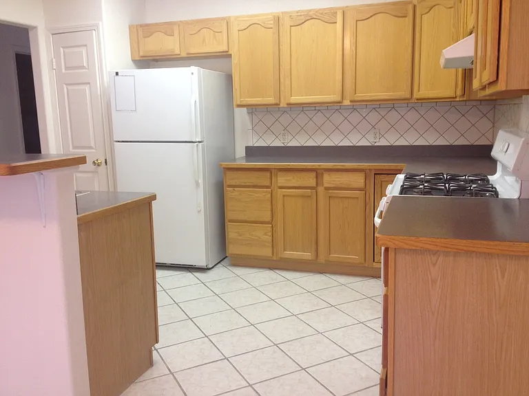 710 Canyon Point Rd — Photo 4