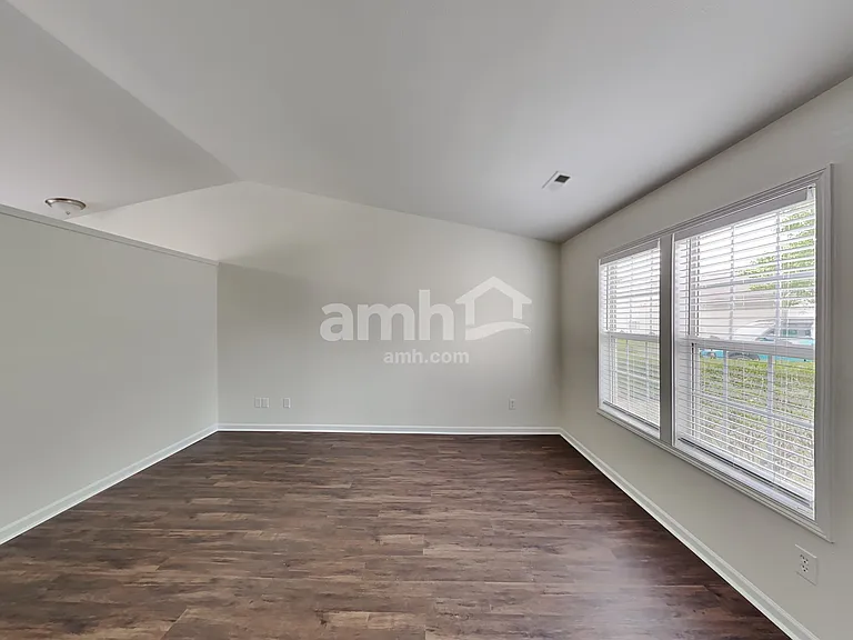 10502 Glory Meadow Ct — Photo 5