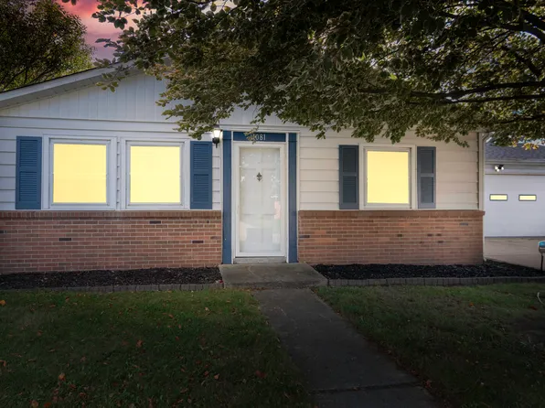 1081 Colonial Dr, Sidney, OH 45365