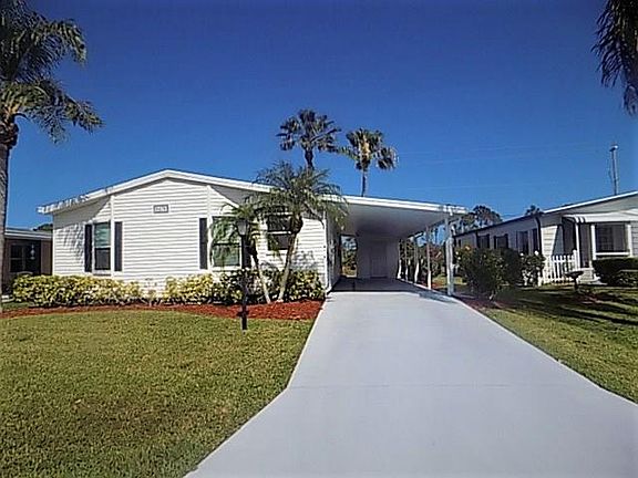 2nd image of 8476 Gallberry Cir