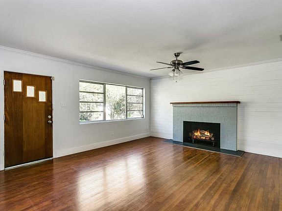 2nd image of 565 N 72nd Ave