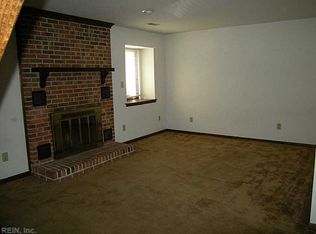 161 Windsor Castle Dr APT D, Newport News, VA 23608