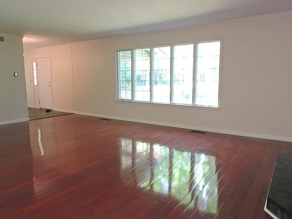 3rd image of 5700 Woodbridge Ln