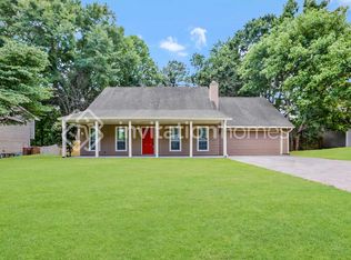 1356 Gray Rock Dr, Marietta, GA 30066