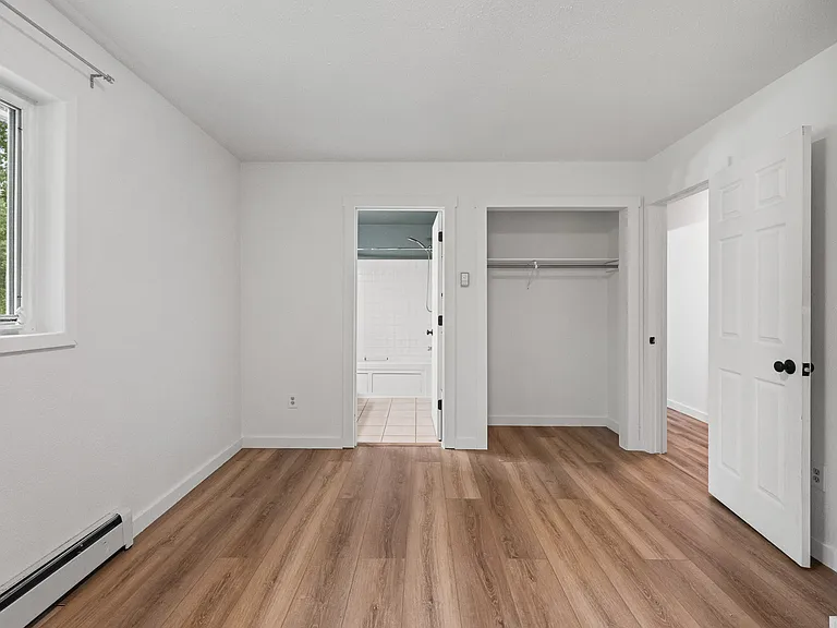 2228 Independence Cir E — Photo 13