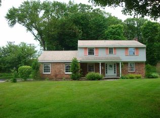 77 Hetcheltown Rd, Glenville, NY 12302