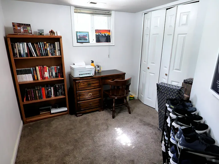 343 N 600 W — Photo 6
