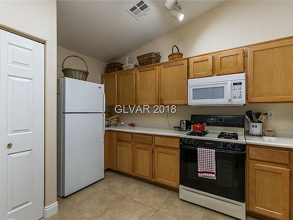 3rd image of 3421 Conan St Unit 102