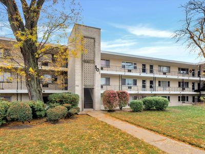 501 E Prospect Ave APT 2I, Mount Prospect, IL, 60056