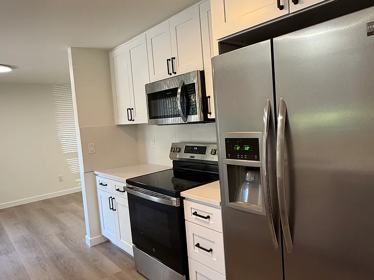 8223-8225 42nd Street Ct W — Photo 5