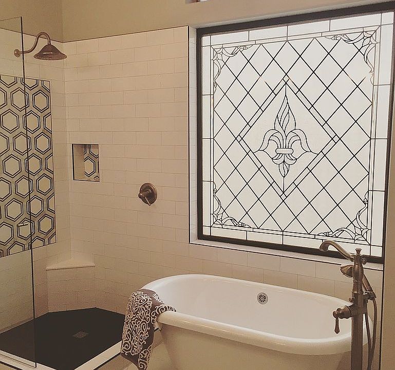 MBA W/soaker tub, shower