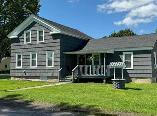 4626 Chestnut St, Medina, NY 14103