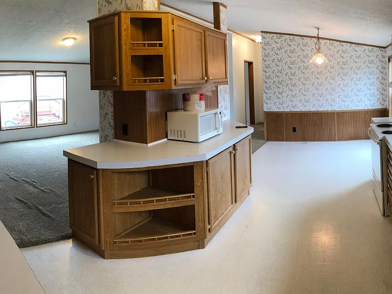 2729 Cahill St — Photo 4