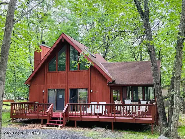 2243 Scarborough Way E, Bushkill, PA 18324