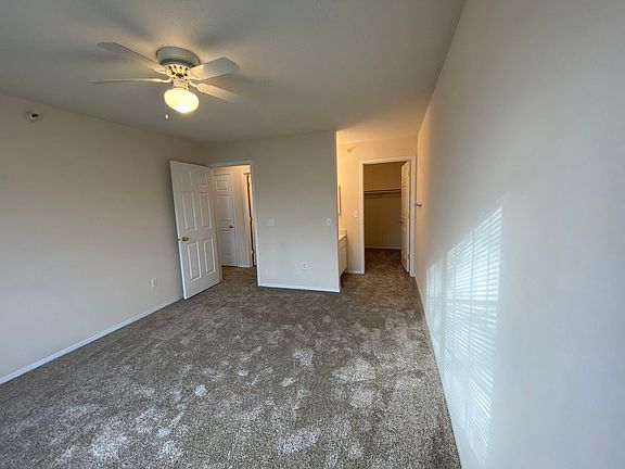 4th image of 6003 S Cliff Ave #2110
