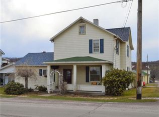 318 Olinger St, Meyersdale, PA 15552