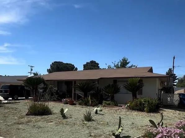 913 Cherry Hills Dr, Bakersfield, CA 93309