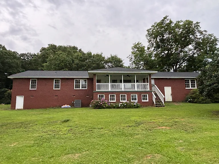 100 Middleton Ct — Photo 31