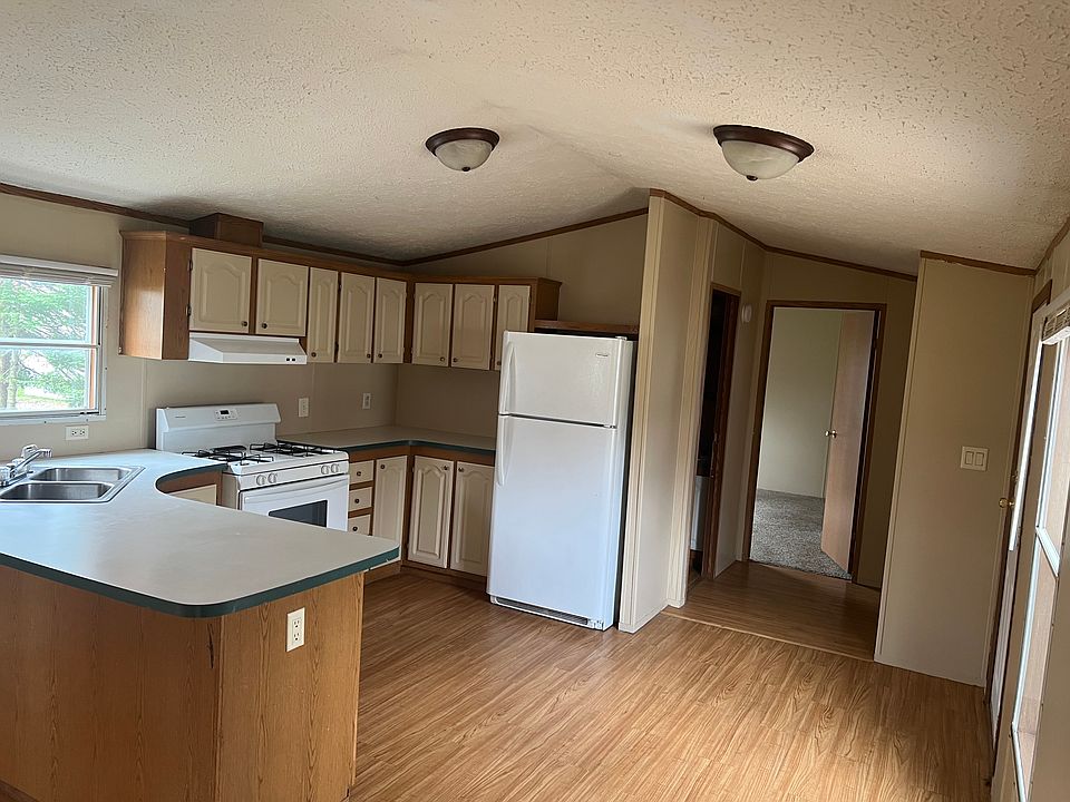 1st image of 2494 E Birch Dr #83