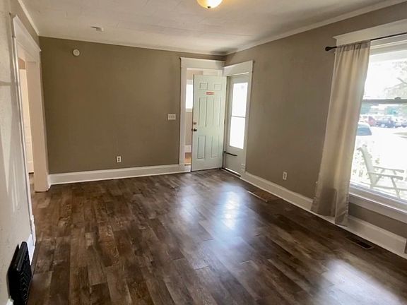 5th image of 118 N Fairview Ave