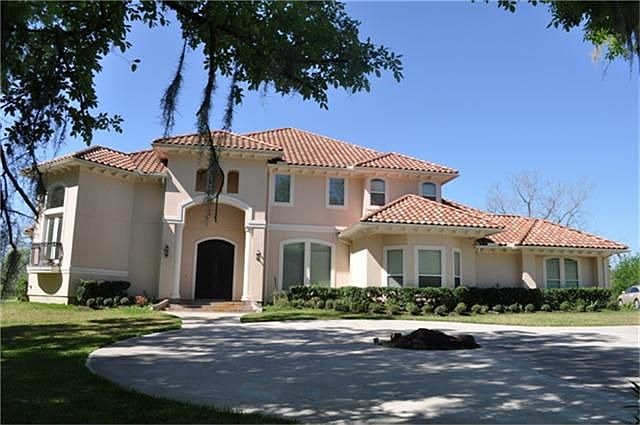 1st image of 8531 Thompson Lake Dr