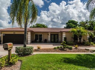 16640 Waters Edge Dr, Weston, FL 33326